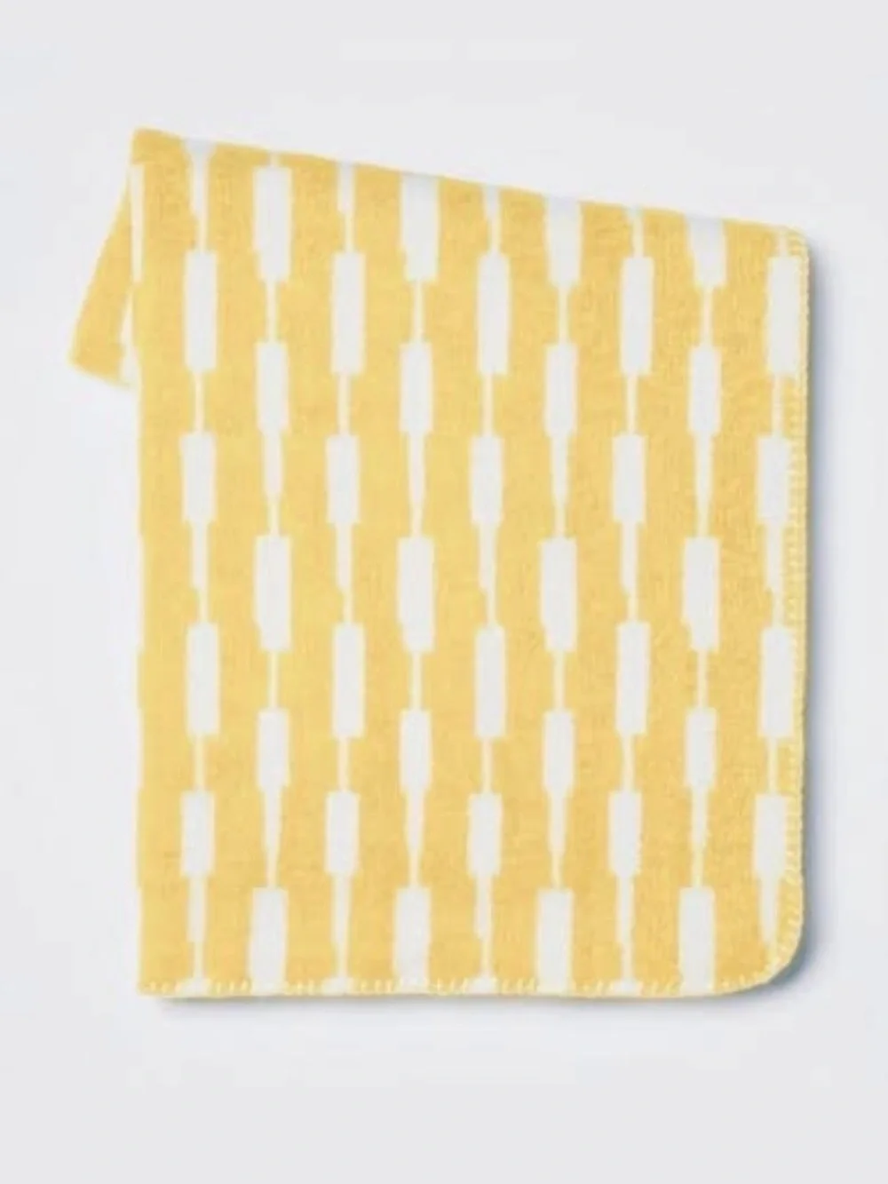 Threshold 50”x60” Yellow and White throw blanket